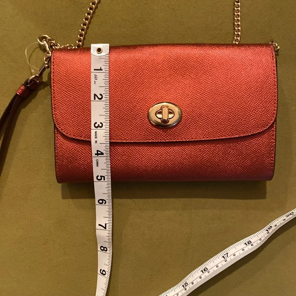 Coach Shimmering Red Crossbody Clutch, Never used with original packing - Picture 10 of 11